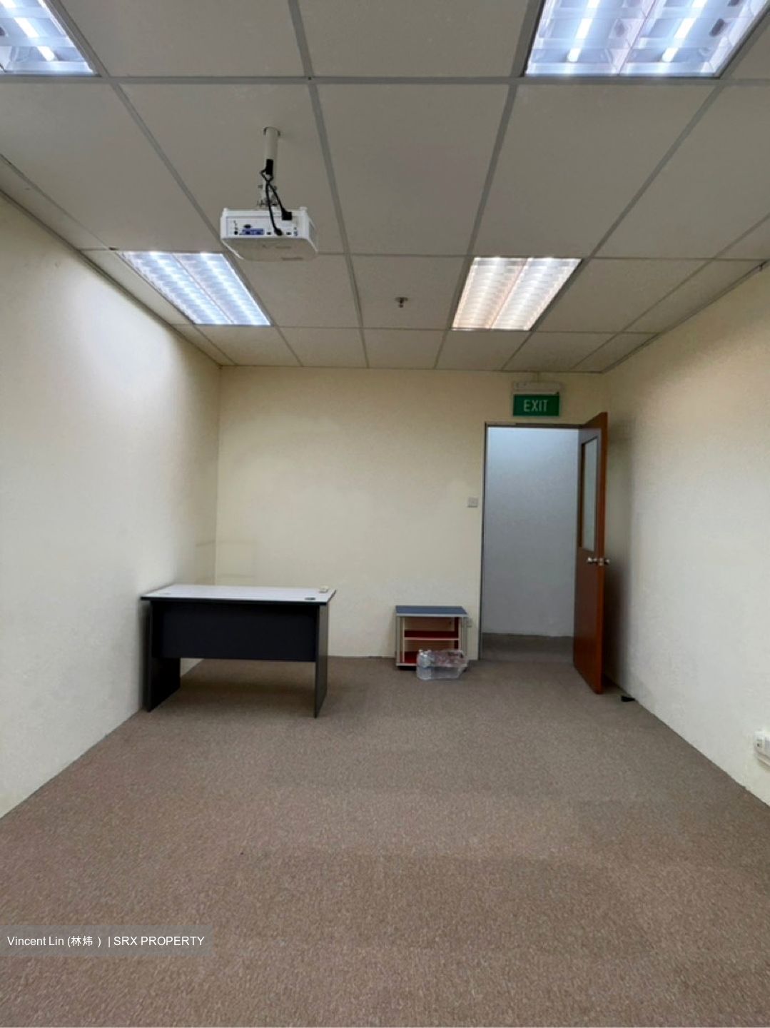 Entrepreneur Business Centre (D14), Factory #590285111